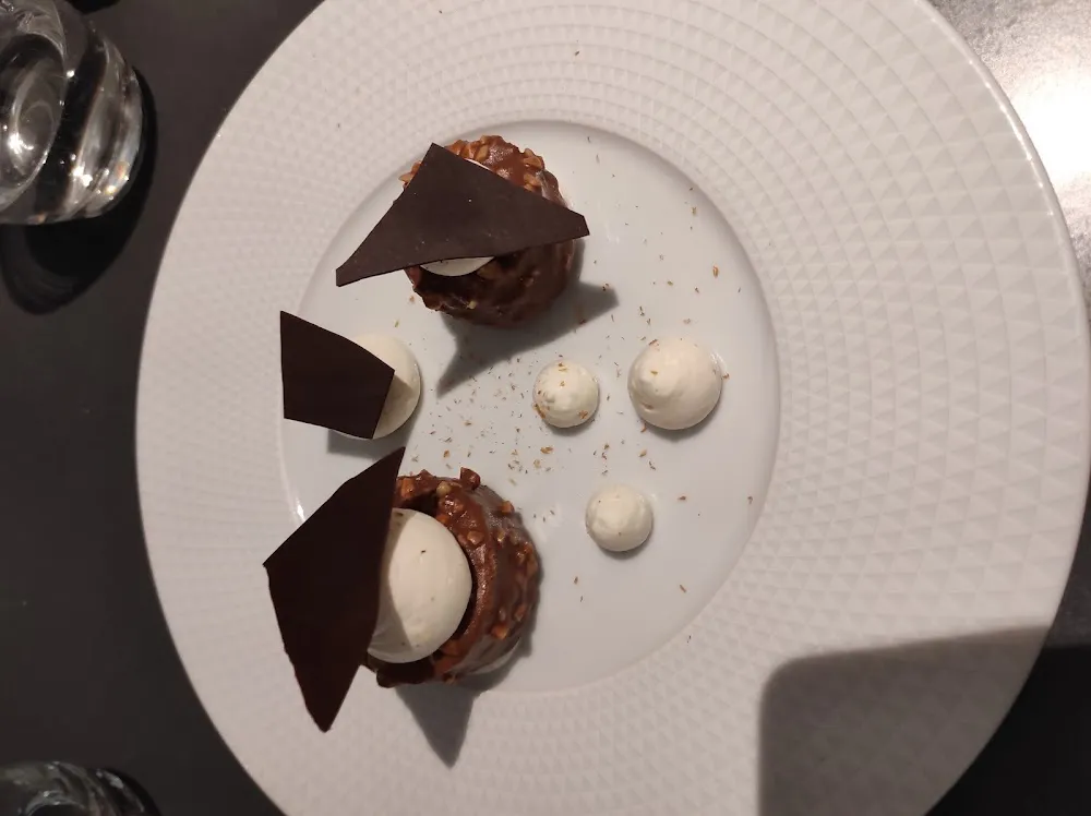 Financier Enrobé Chocolat Au Lait Et Amandes